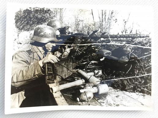 Press Photo 'MG 34 Action'
