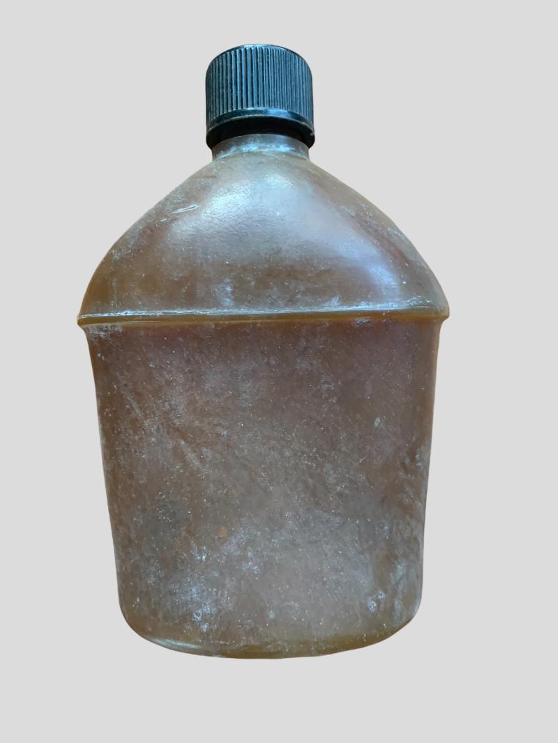 U.S. Experimental Plastic Canteen -1943-