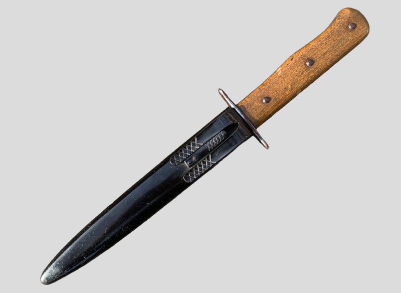 German WWII Close Combat Knife
