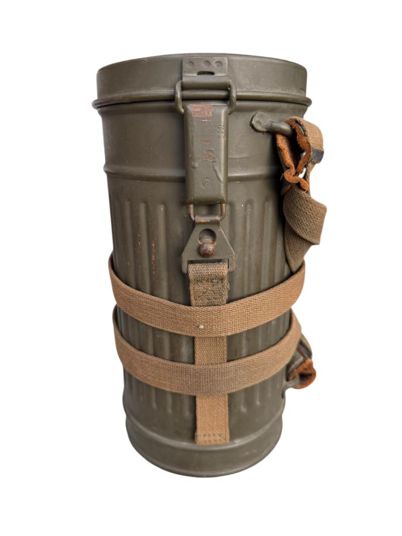 Short Gasmasker in Canister