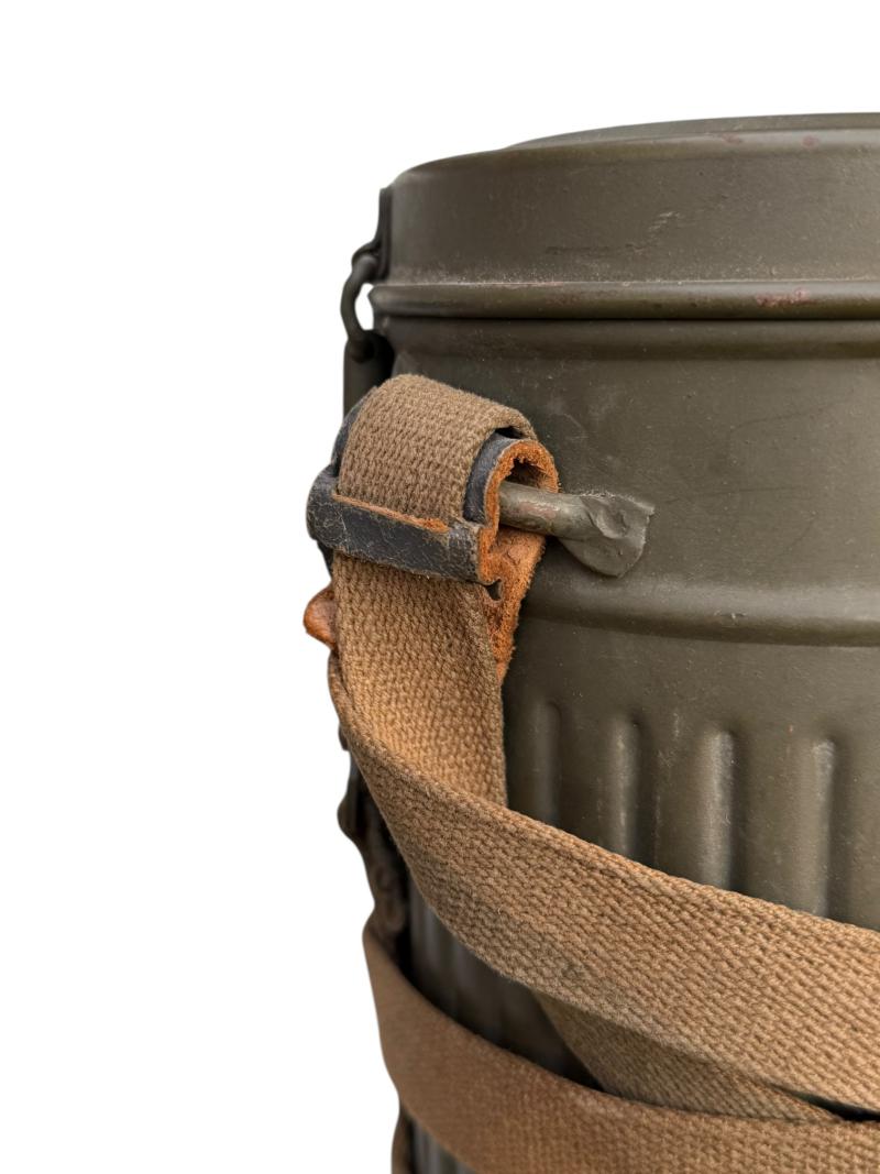 Short Gasmasker in Canister
