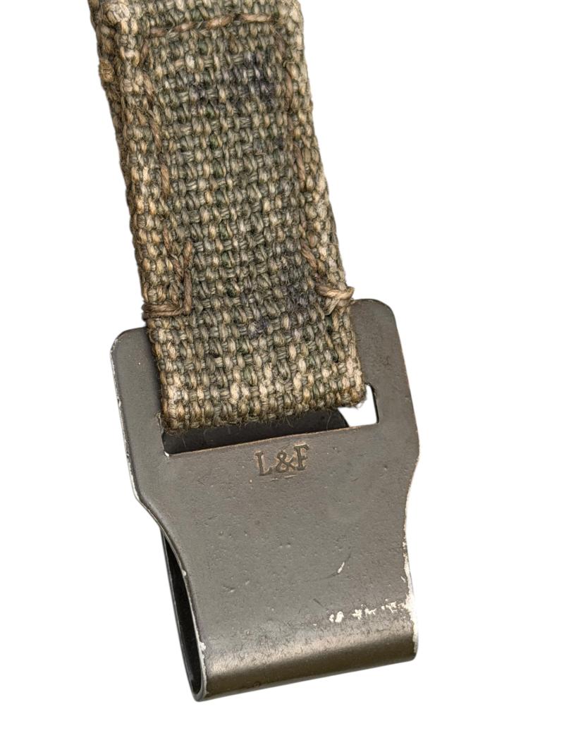 Short Gasmasker in Canister